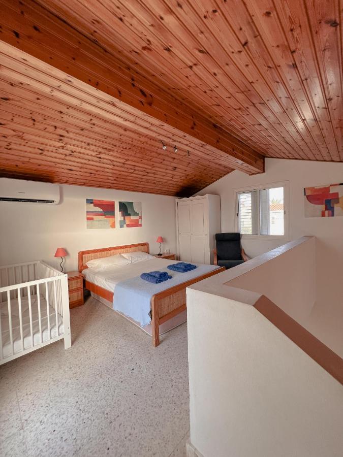 Leo Boutique Beachfront Holiday home Ayia Napa