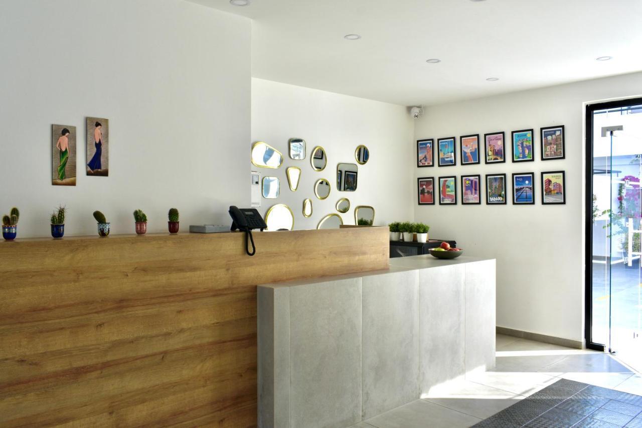 Zoi Hotel 3*