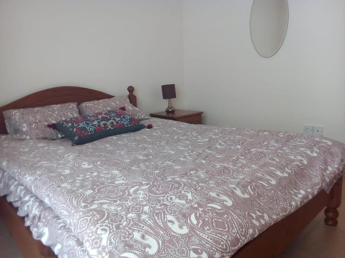 Summer Breeze - Cheerful 2 Bedroom With Pool
