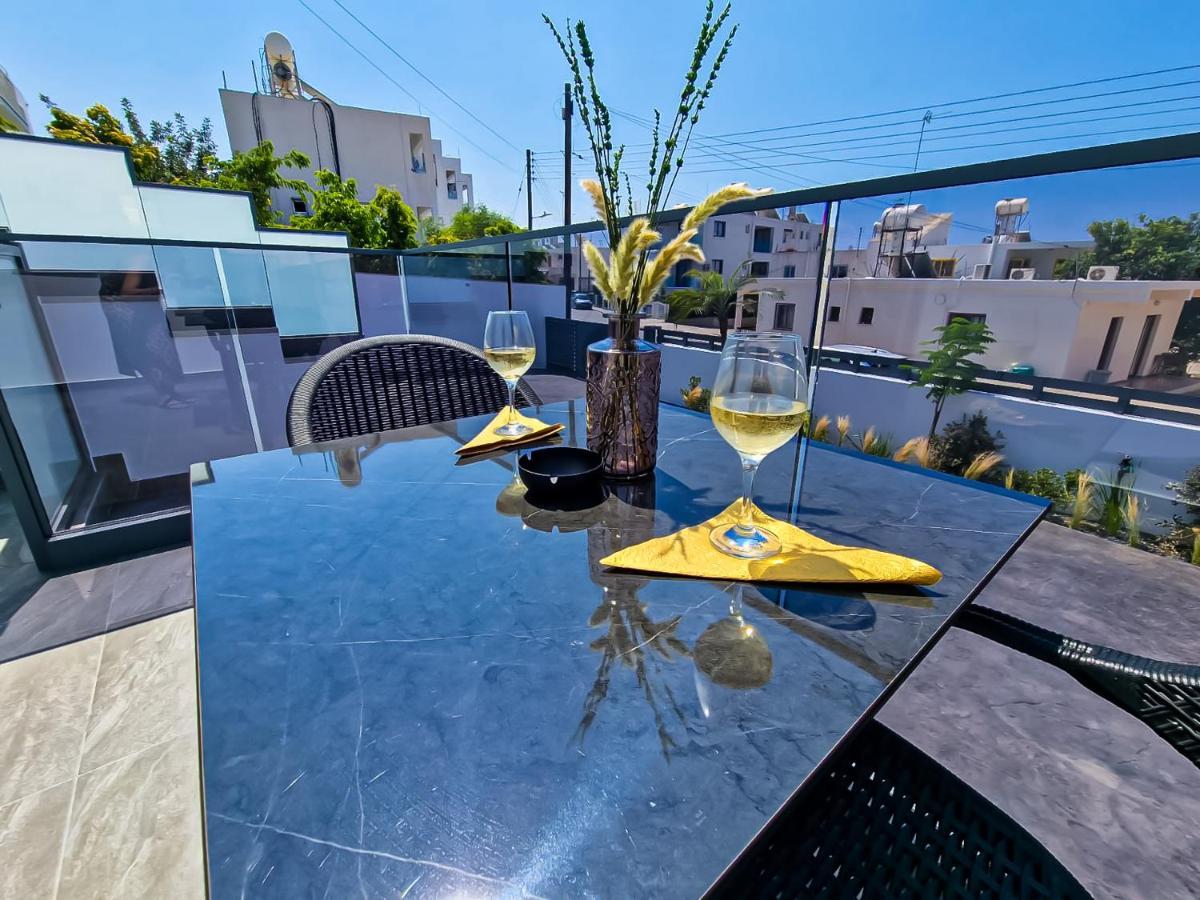 Giorgis Luxury Apartment