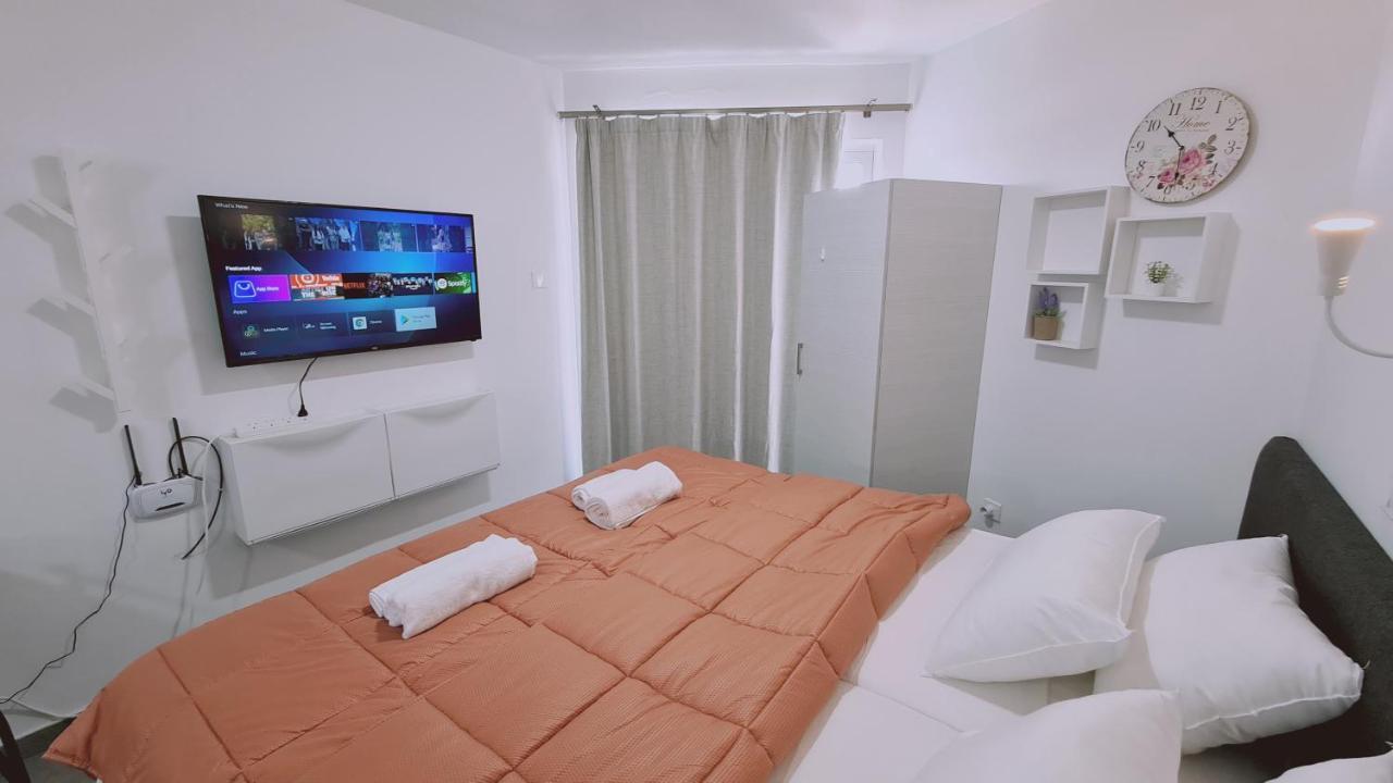 Napa Living Apartment *