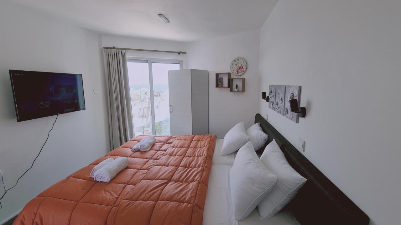 Napa Living Apartment
