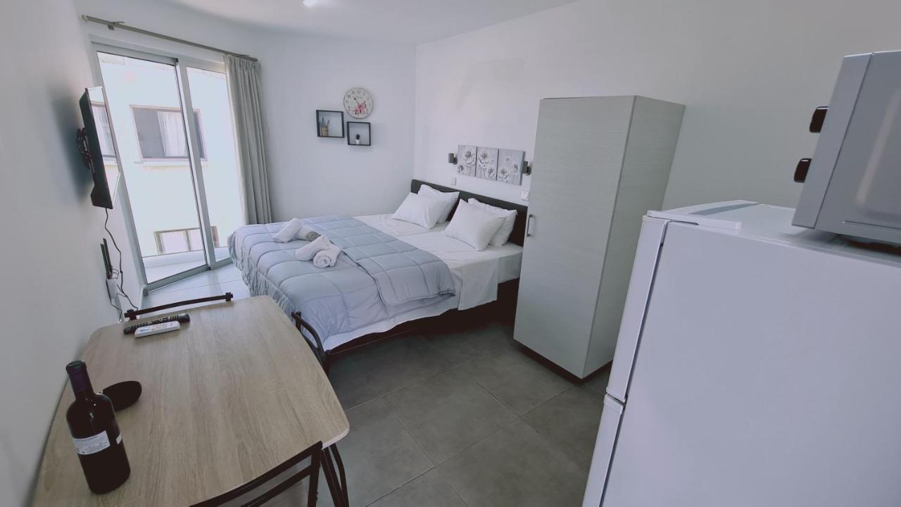 Napa Living Apartment *