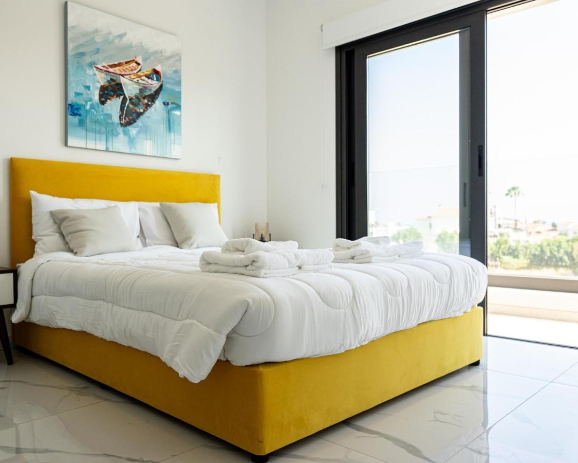 Nissi 4 Bedroom Sea View Villa *