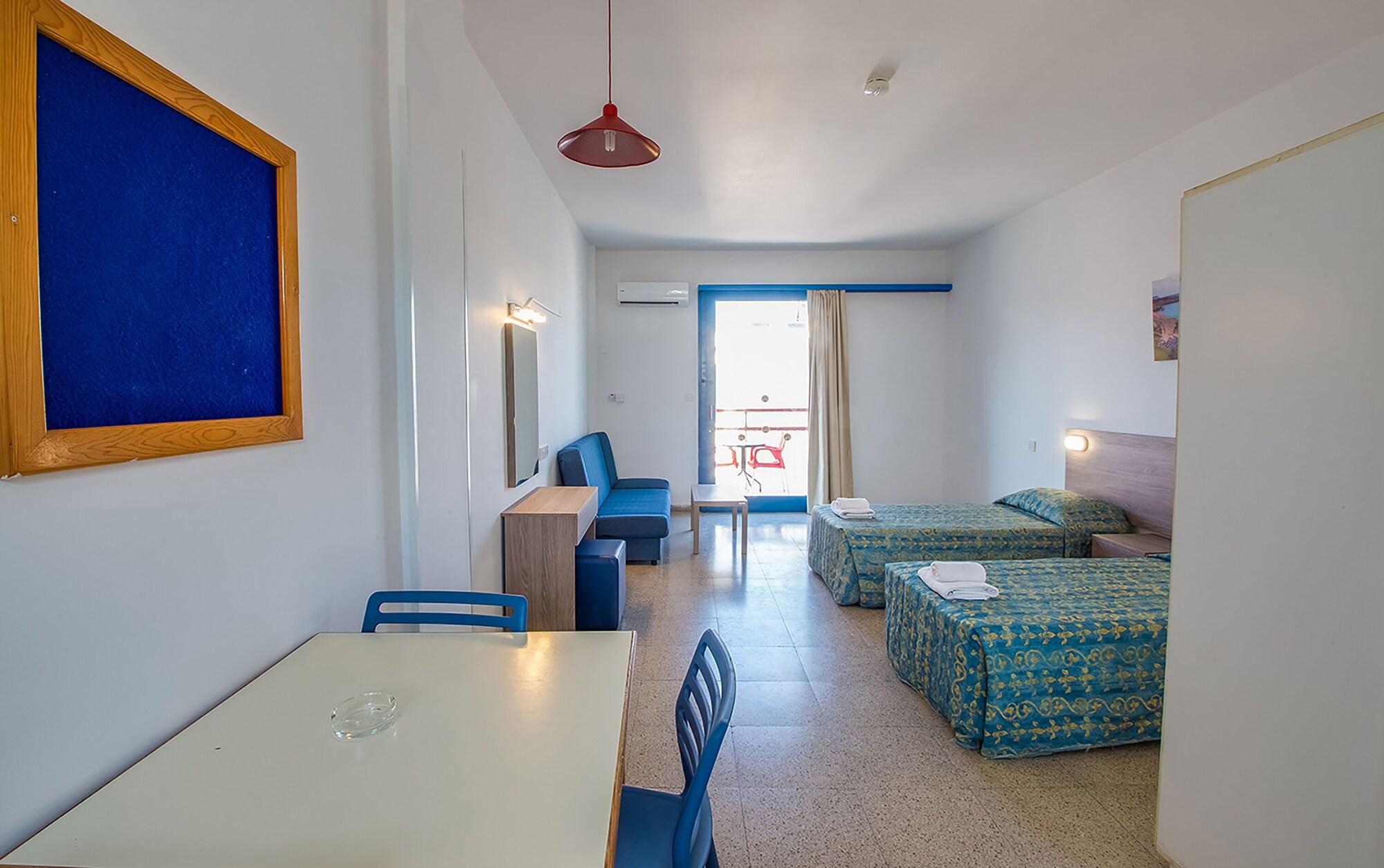 Green Bungalows Hotel Apartments 3*