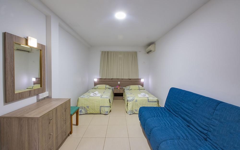 Green Bungalows Hotel Apartments