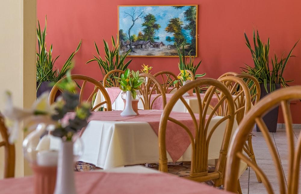 Green Bungalows Hotel Apartments 3* Ayia Napa