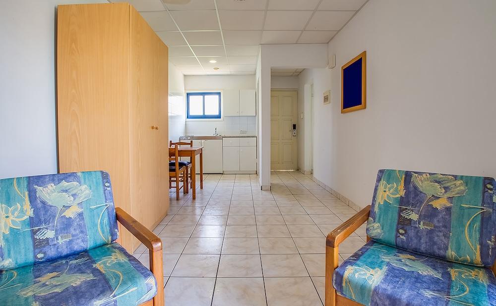 Green Bungalows Hotel Apartments Aparthotel 3*