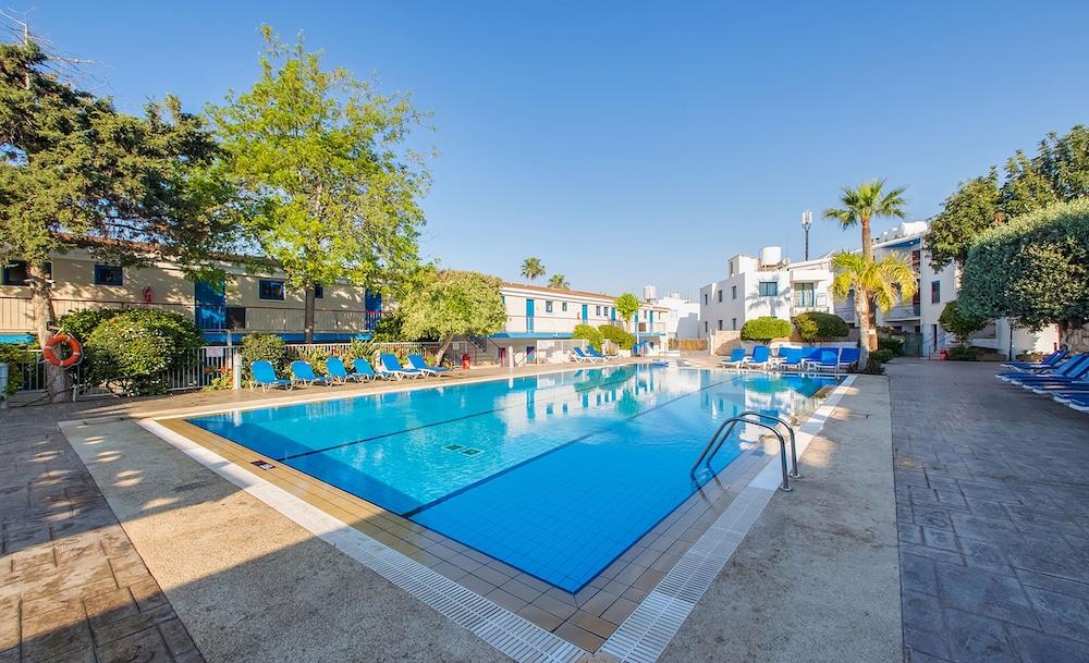 Green Bungalows Hotel Apartments Aparthotel 3*