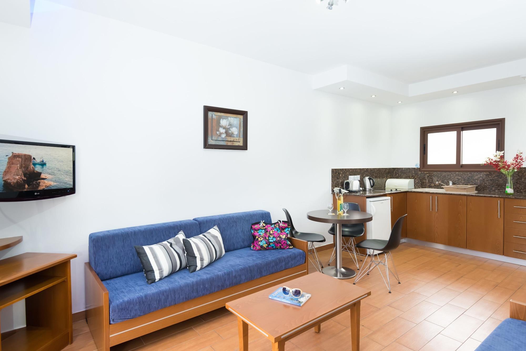 Aparthotel Loutsiana Deluxe Apts Ayia Napa