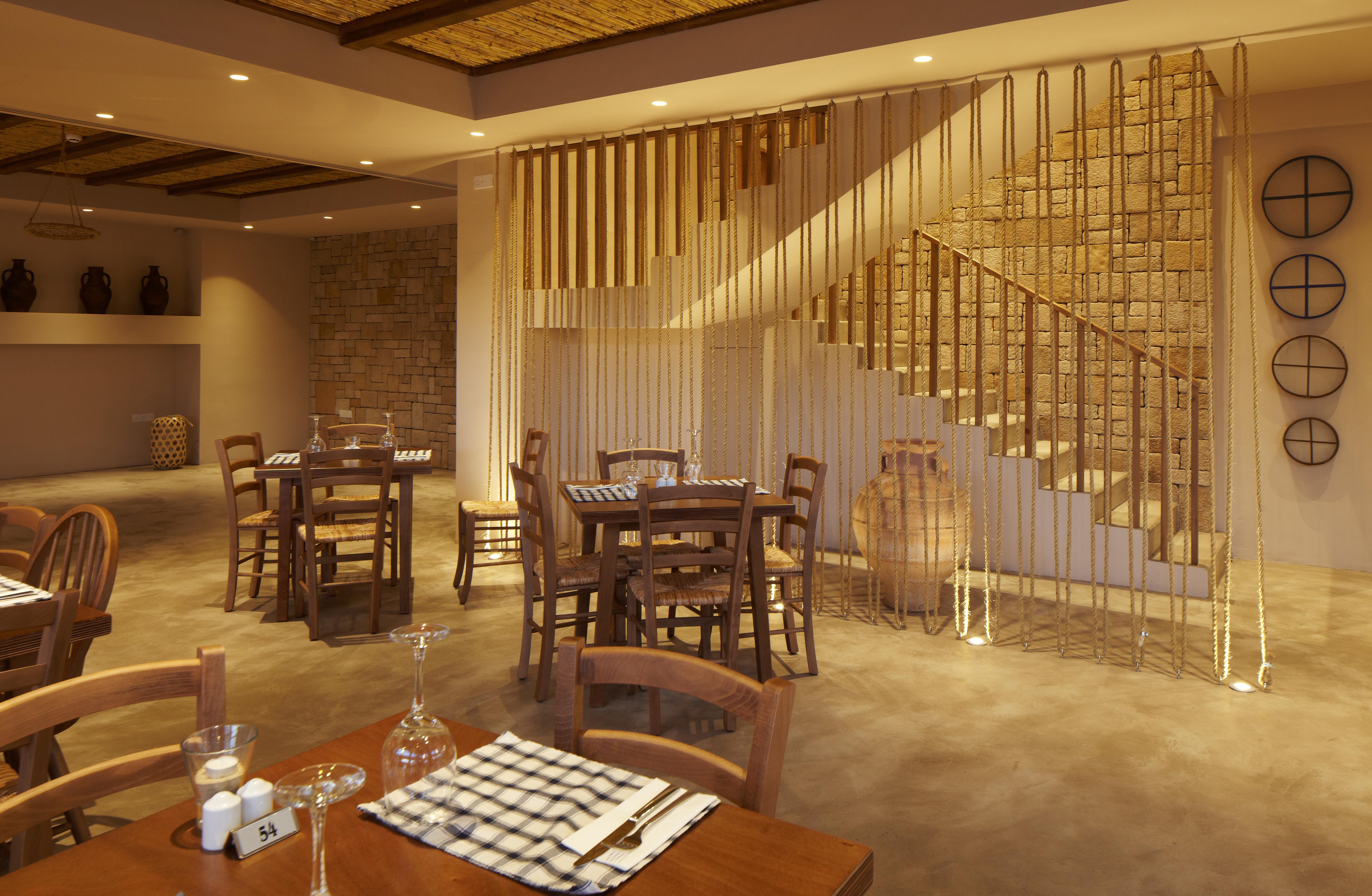 Melpo Antia & Aparthotel 4*
