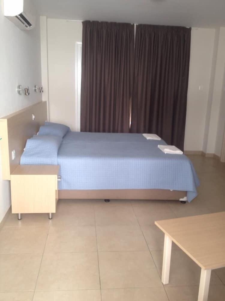 Christabelle Aparthotel