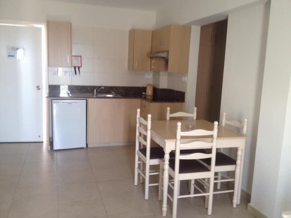 Christabelle Aparthotel 3*