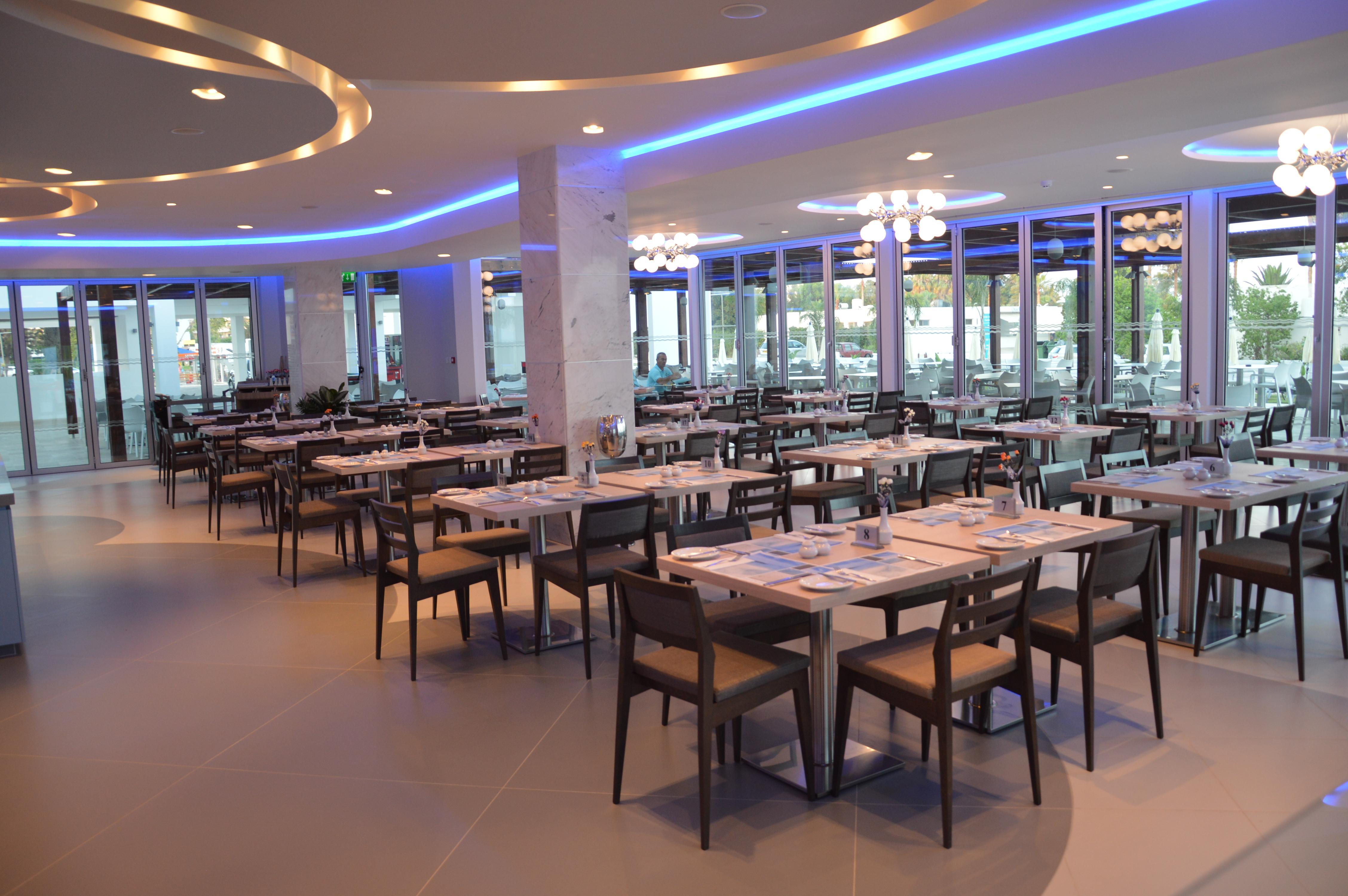 Vassos Nissi Hotel&spa 4*