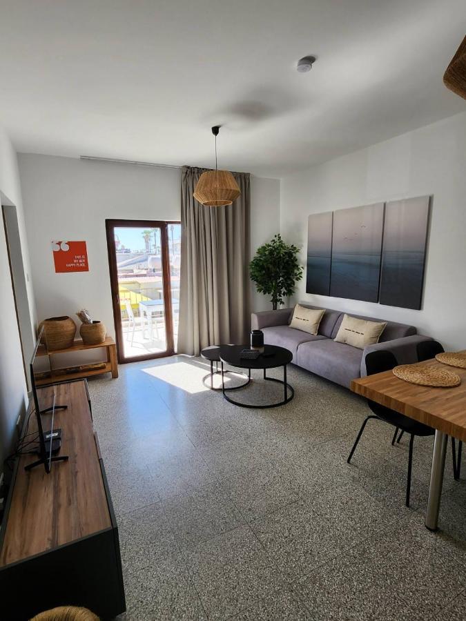 Adamandri - Prime Location Apartment *
