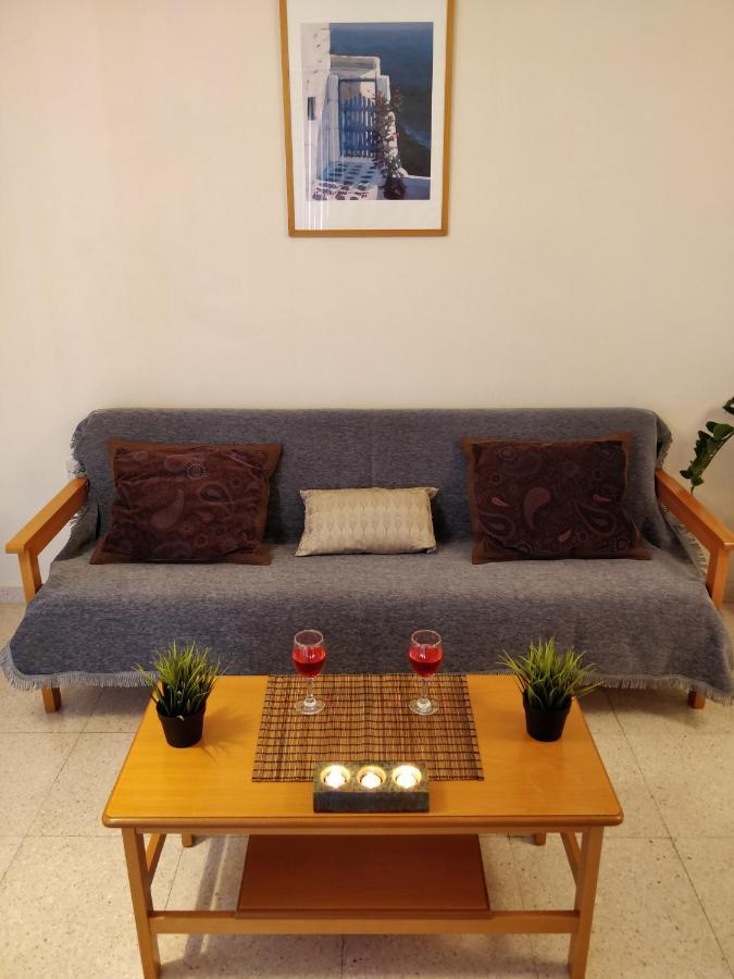 Demetris Apartment *