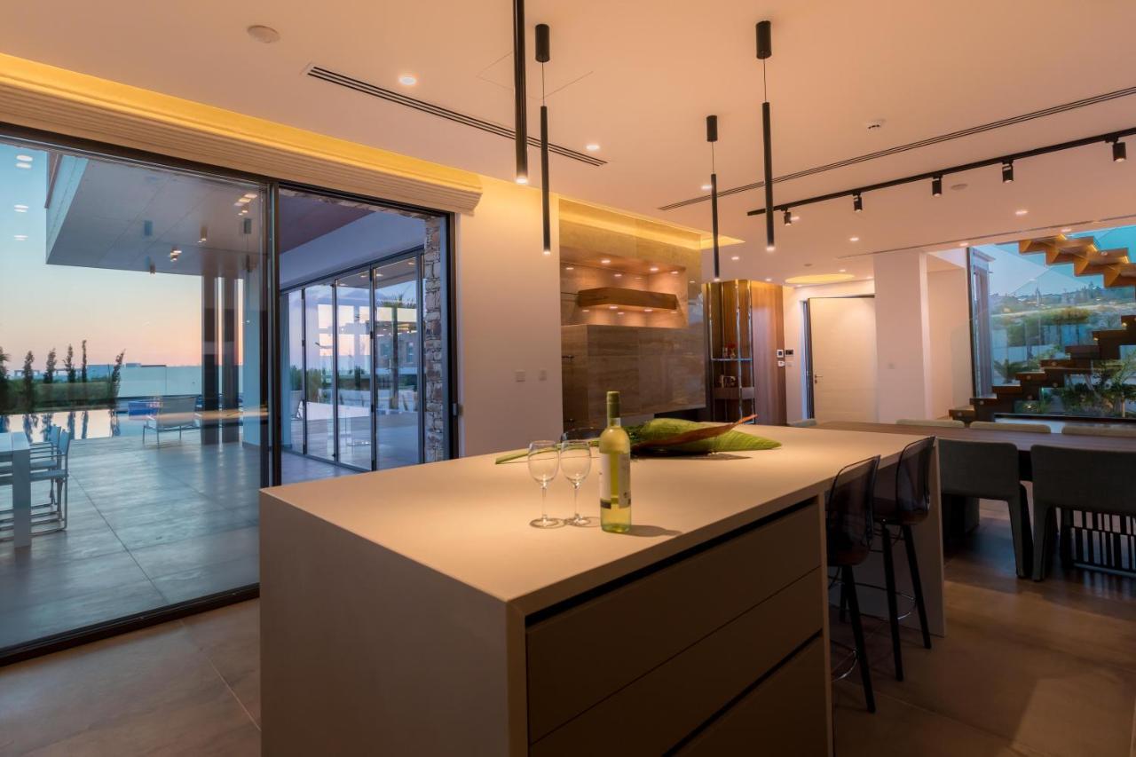 Vivo Mare Beachfront Villas- Blue Diamond Villa Ayia Napa
