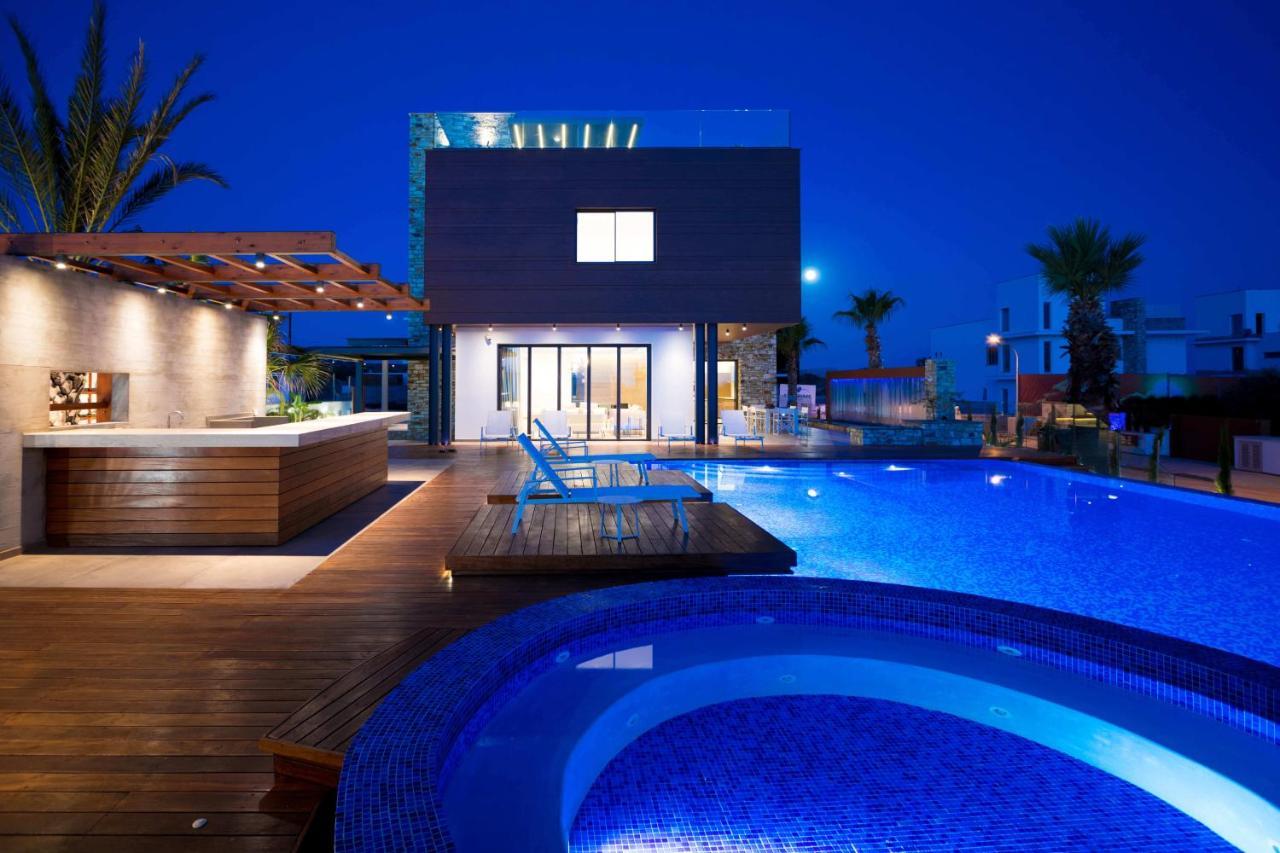 Vivo Mare Beachfront Villas- Blue Diamond Ayia Napa