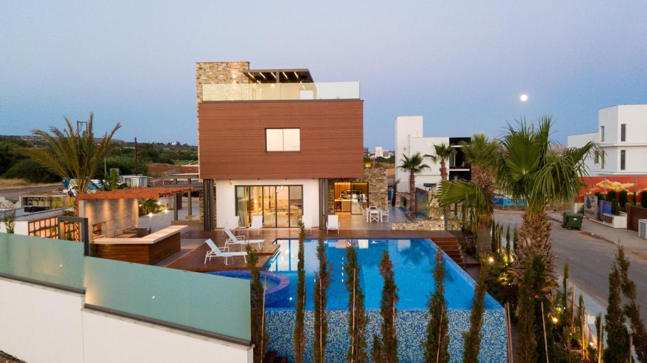 Vivo Mare Beachfront Villas- Blue Diamond Ayia Napa