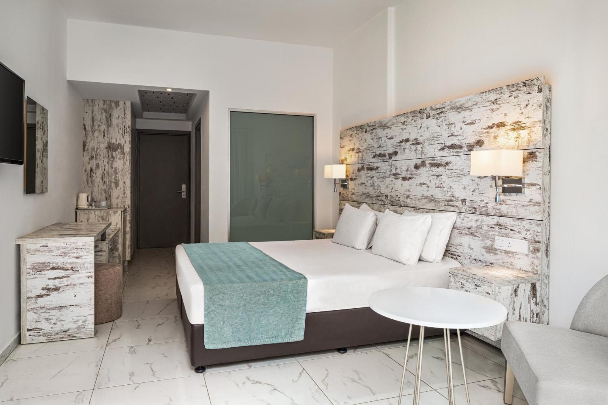 Hotel Freij Resort&waterpark Agia Napa