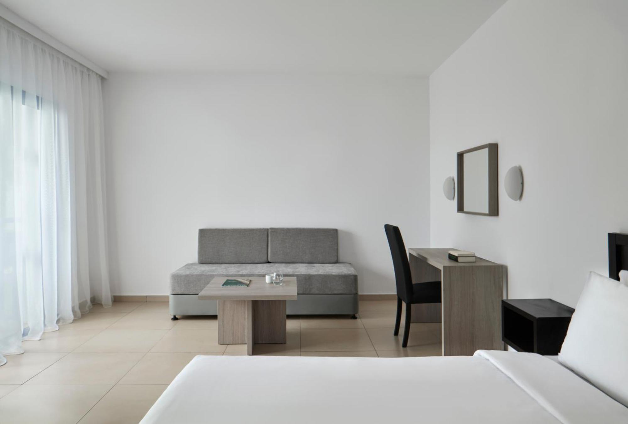 Hotel Atlantica Callisto 4*