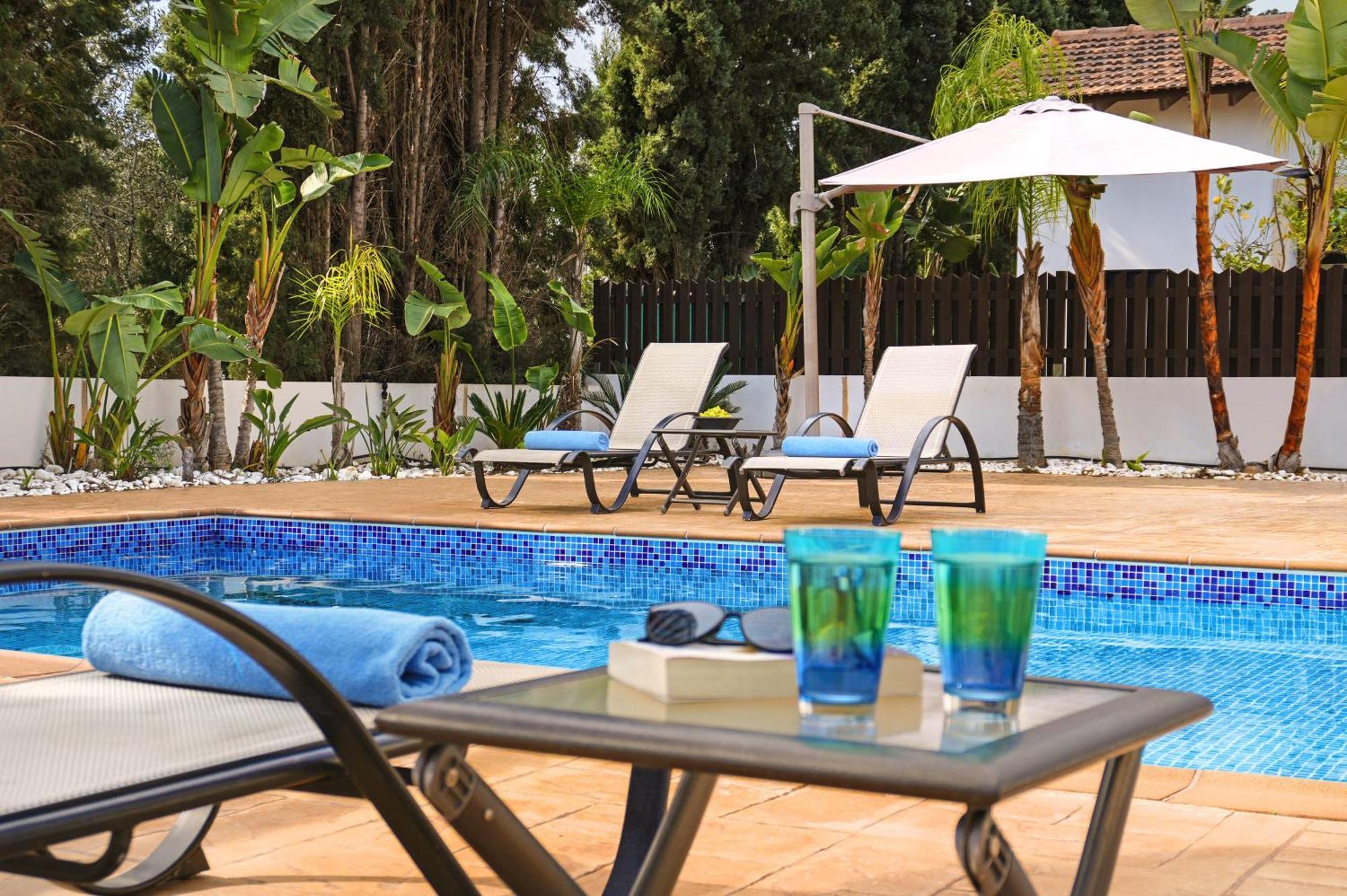Holiday home Lara - 3bed Bangalow With Large Pool