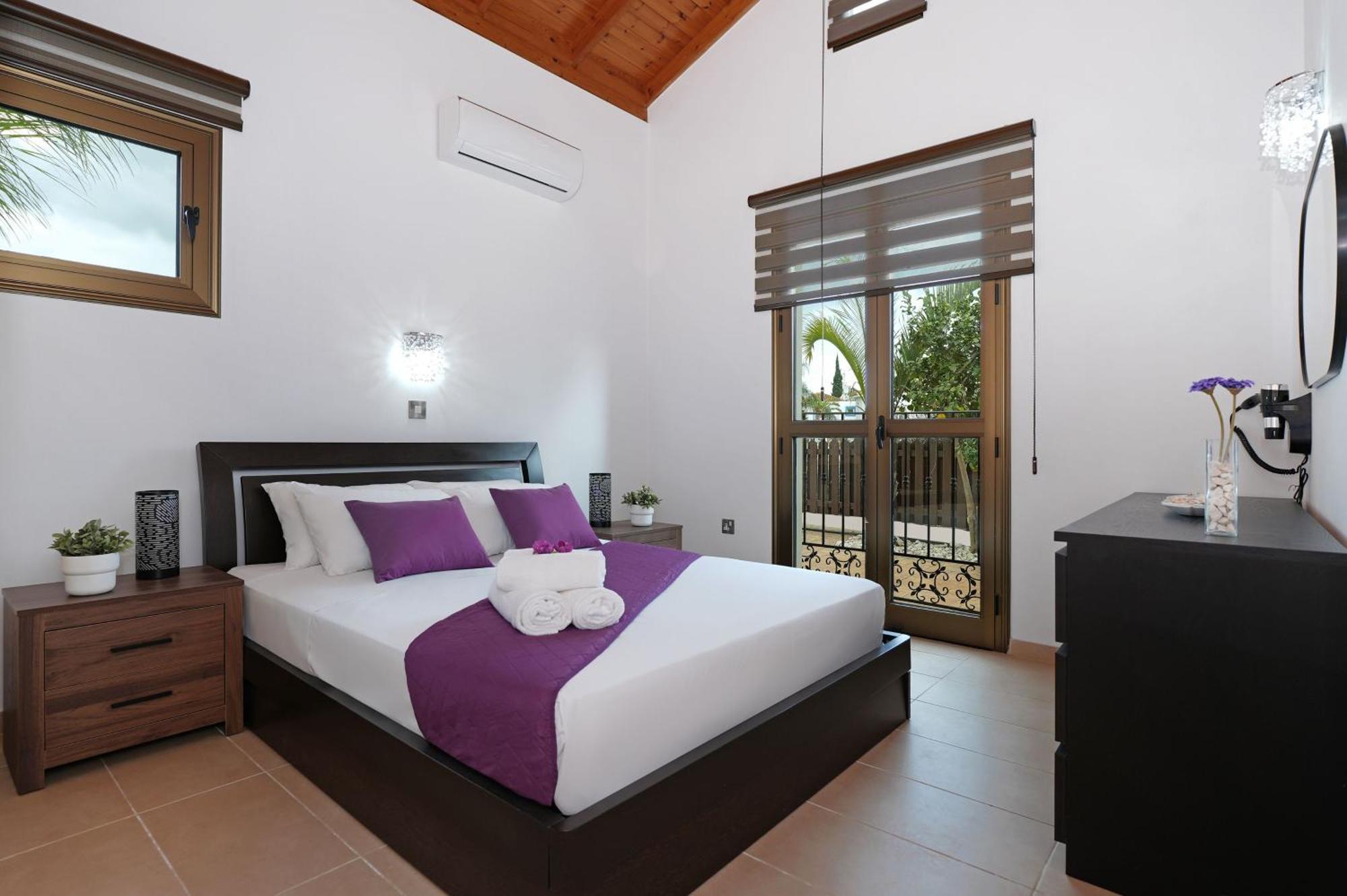 Lara - 3bed Bangalow With Large Pool Ayia Napa