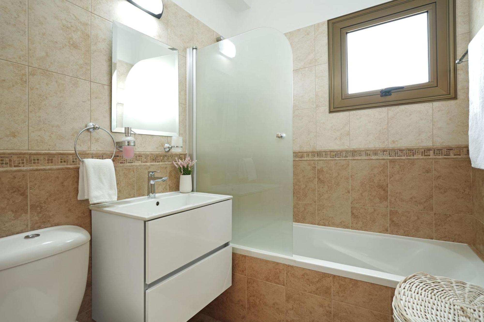 Lara - 3bed Bangalow With Large Pool * Ayia Napa