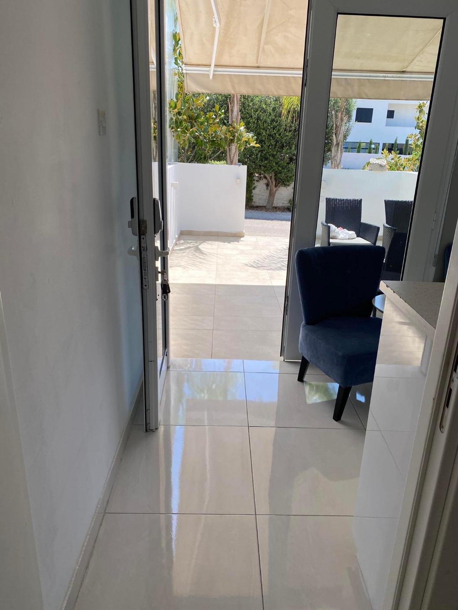Nissi49 Apartamento