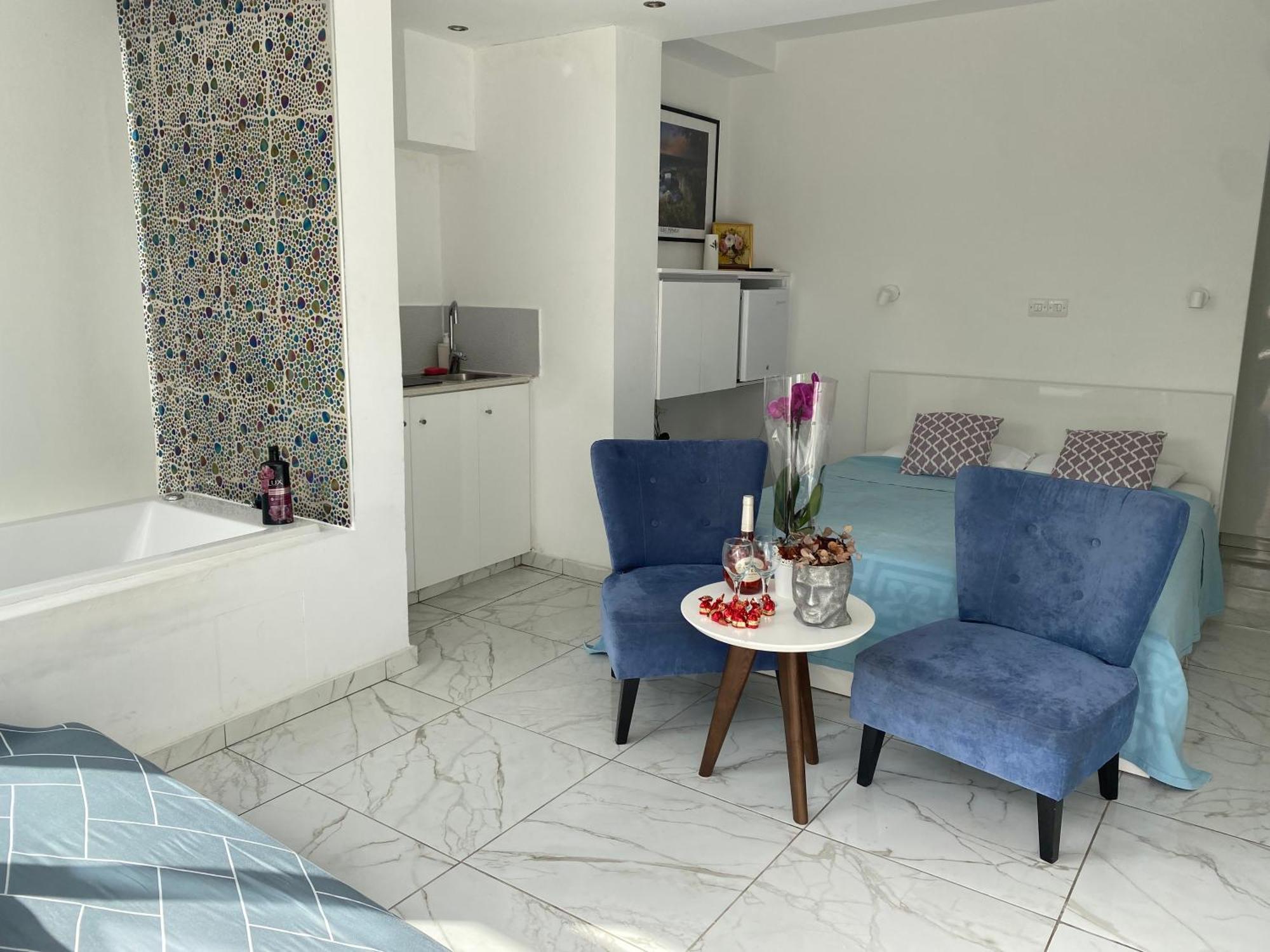 Nissi49 * Agia Napa