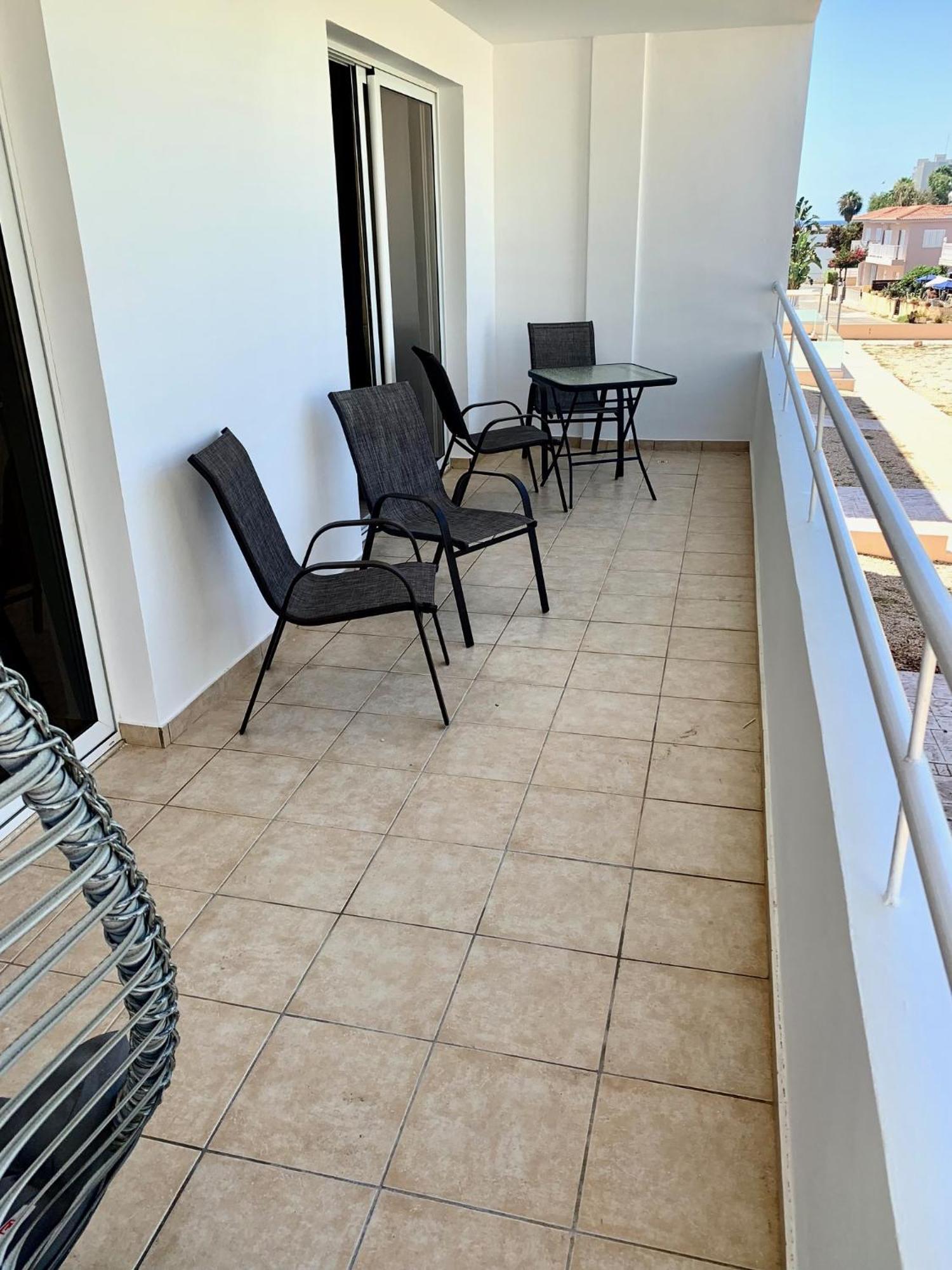 Nissi 3 E8 Pool View Apartment