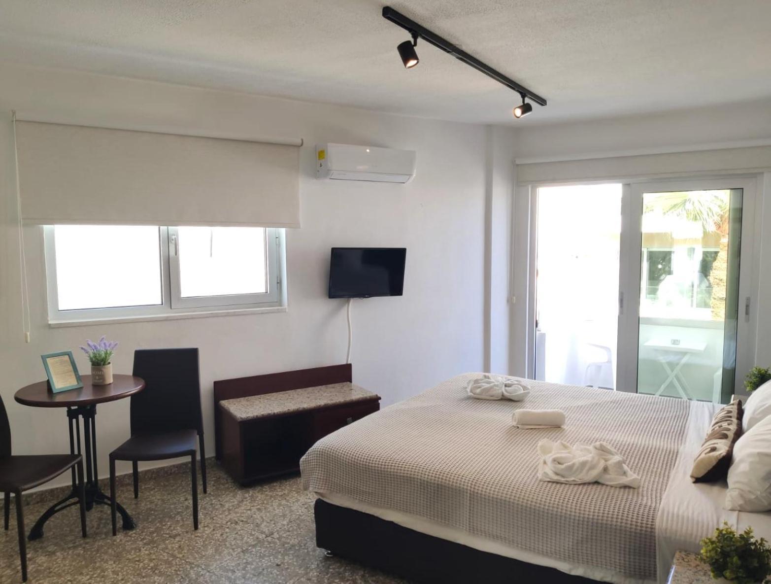 Napa Apartment *