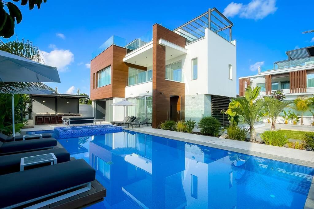 Armonia Seaview Villa Ayia Napa