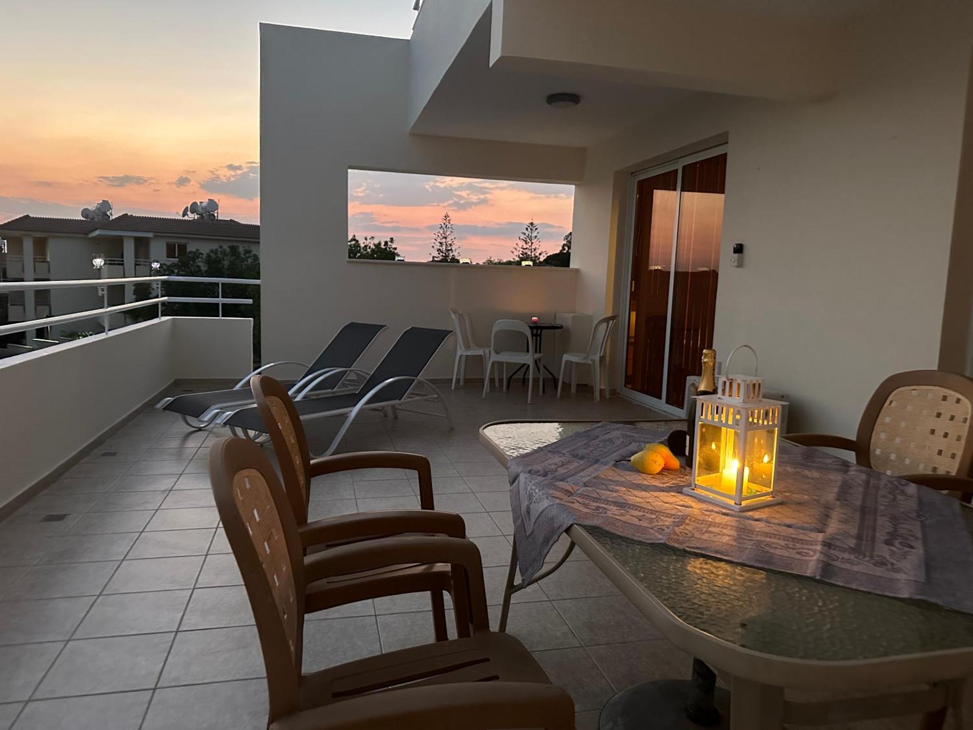 Nissi Elena - Sunshine 2 Bedroom *