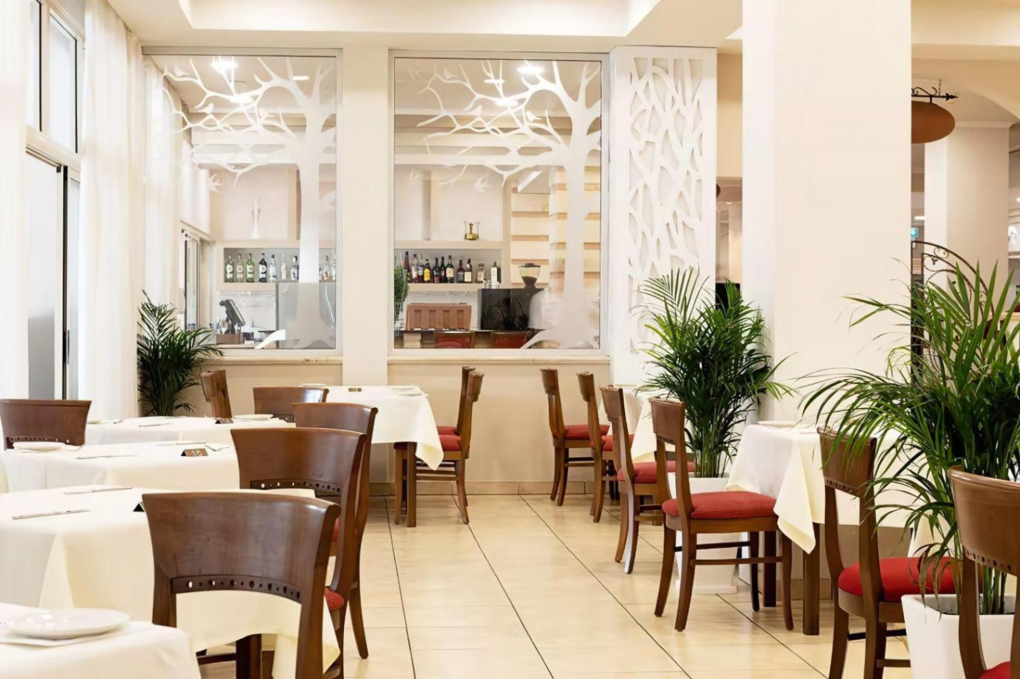Hotel Anesis 3*