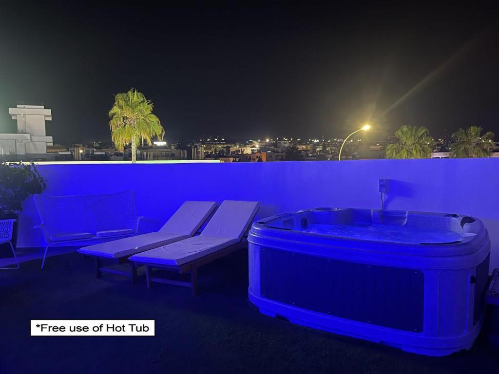 Nissi Avenue Aparthotel