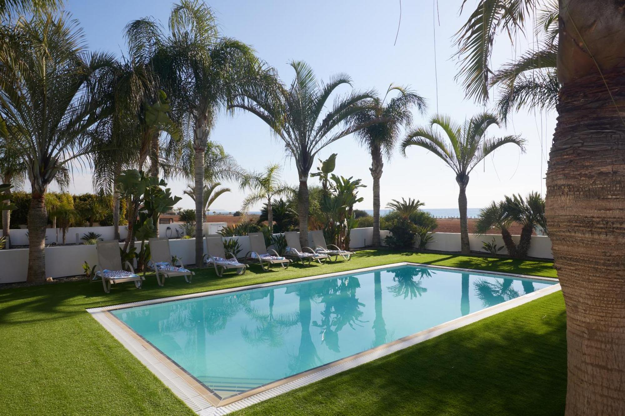Sunrise Villa *