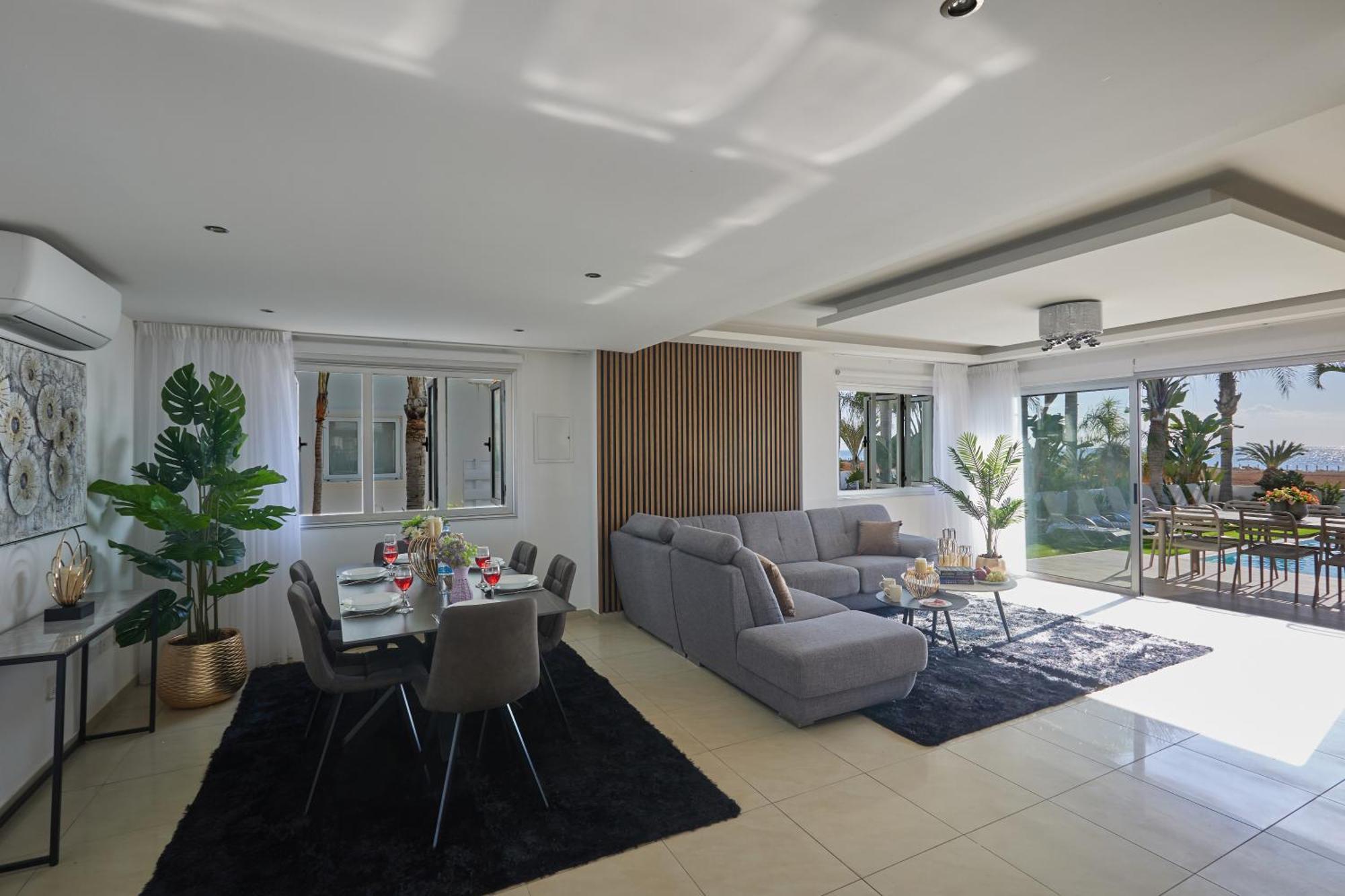 Villa Sunrise *