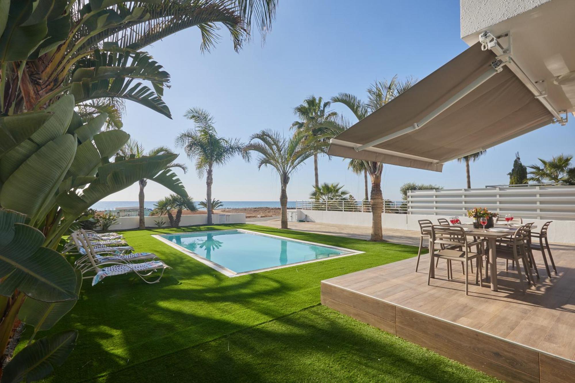 Sunrise Villa *