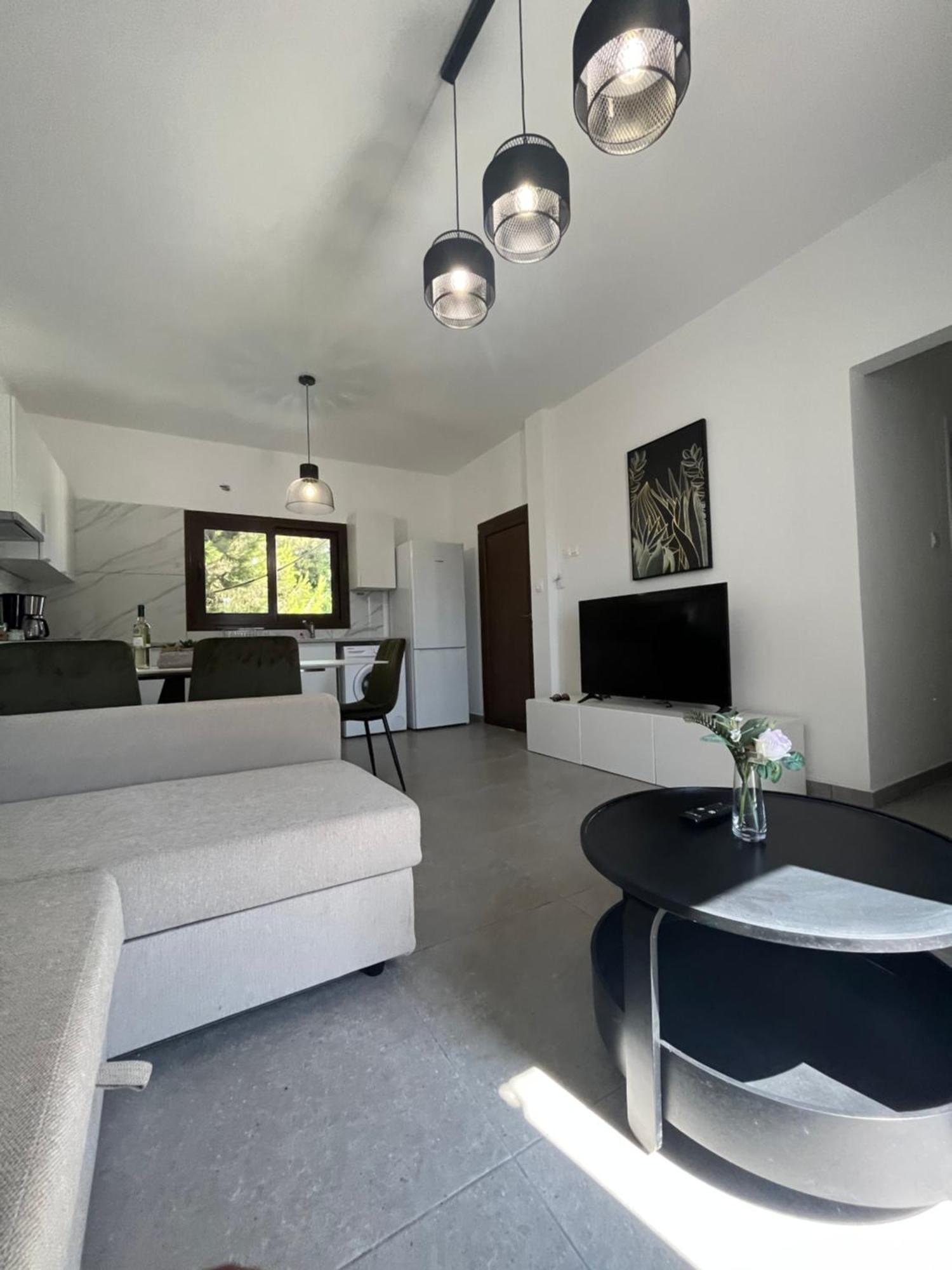 Serenityone - Centrally Located One Bedroom Apartment Ayia Napa