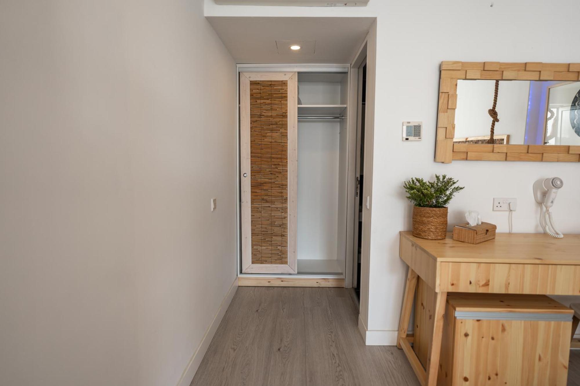 Aparthotel Blue Harbour Boutique Agia Napa