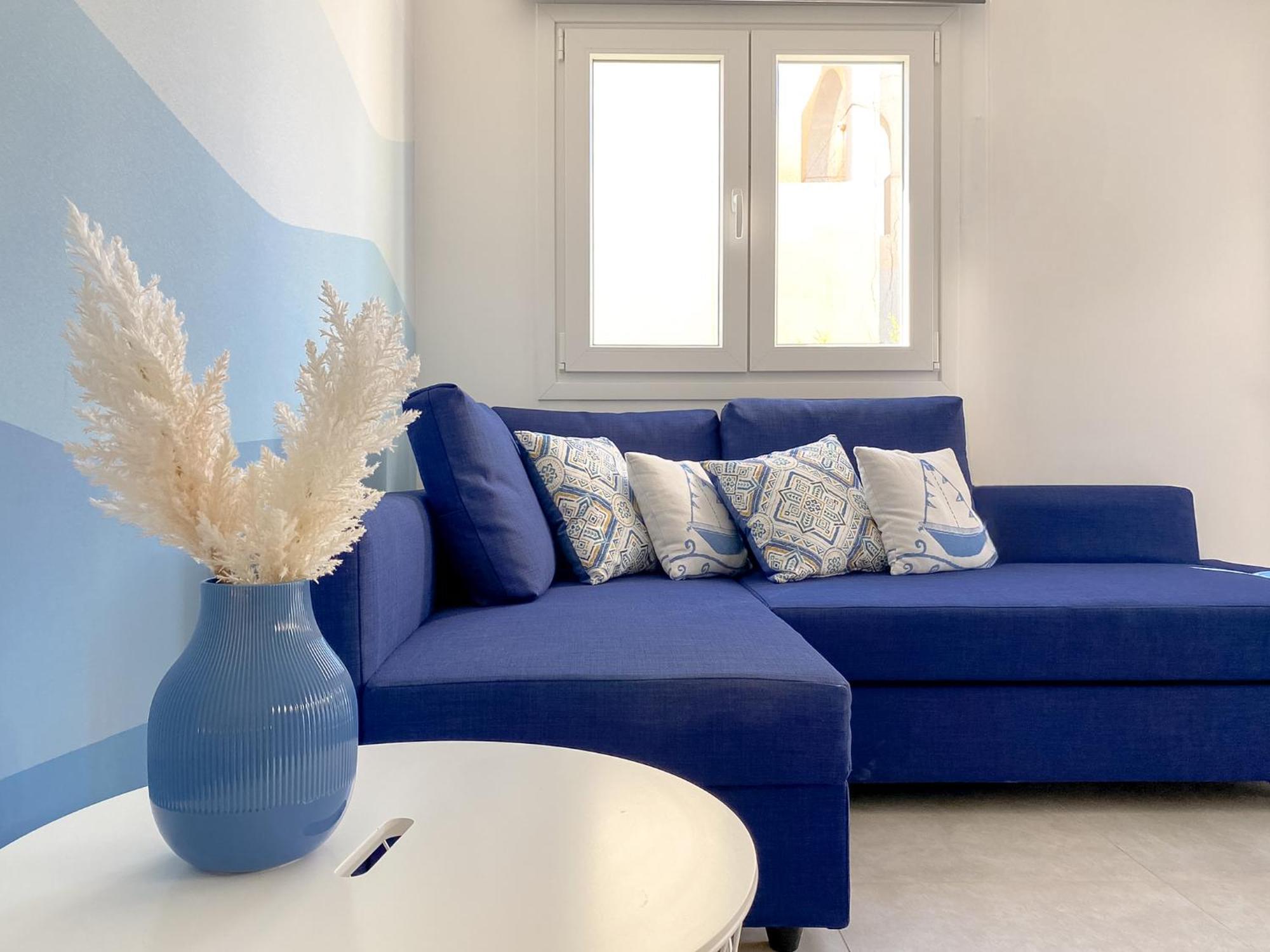 Phaedrus Living: Napa Blue Luxury Flat