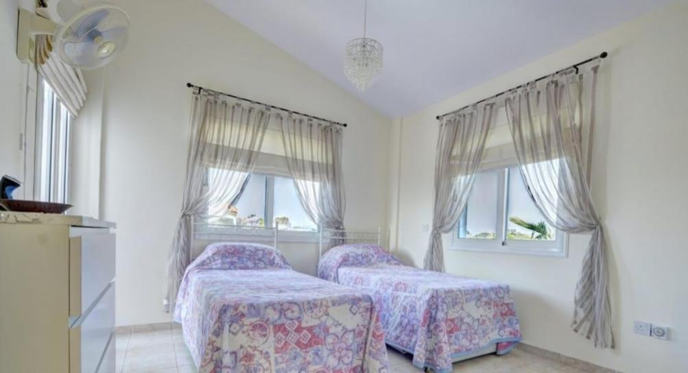 Thaliana House 2 Bedroom Near Villa *