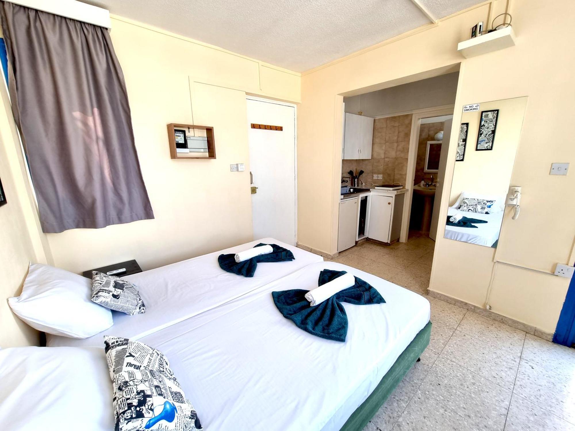 605 Center * Agia Napa