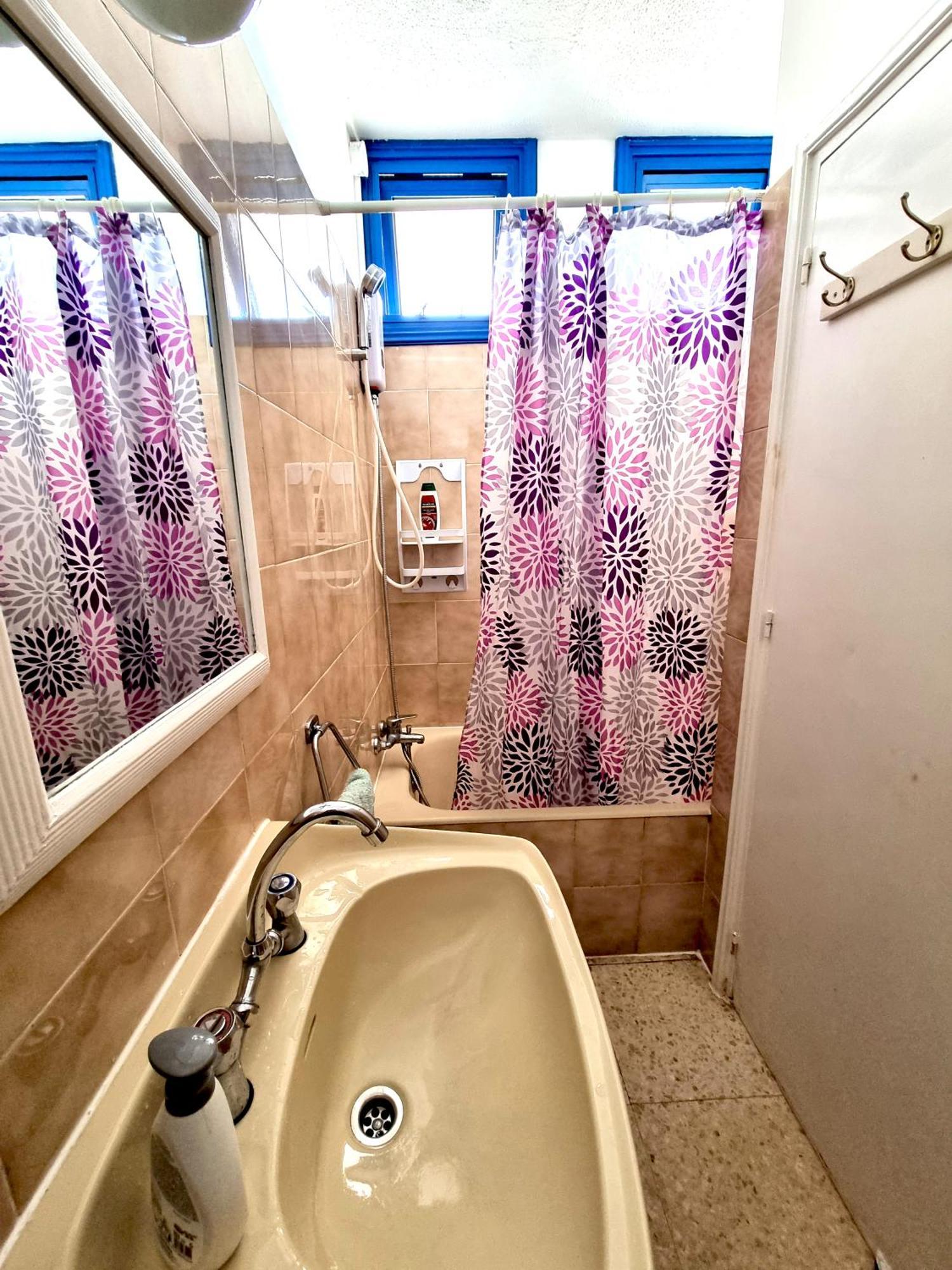 605 Center Apartamento Agia Napa