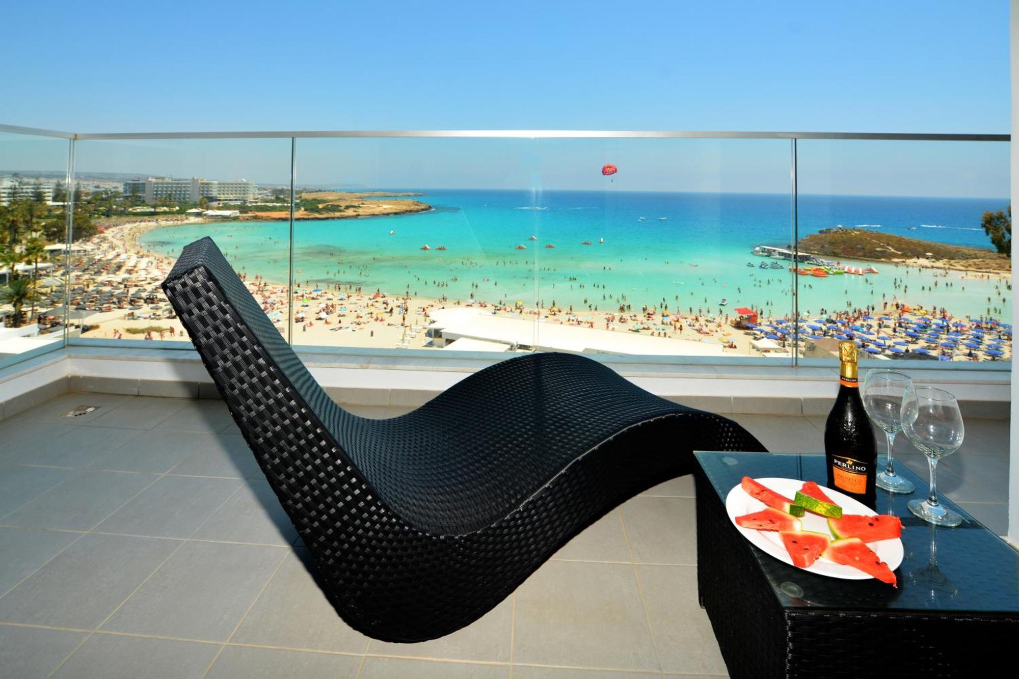 Vassos Nissi Hotel&spa 4*