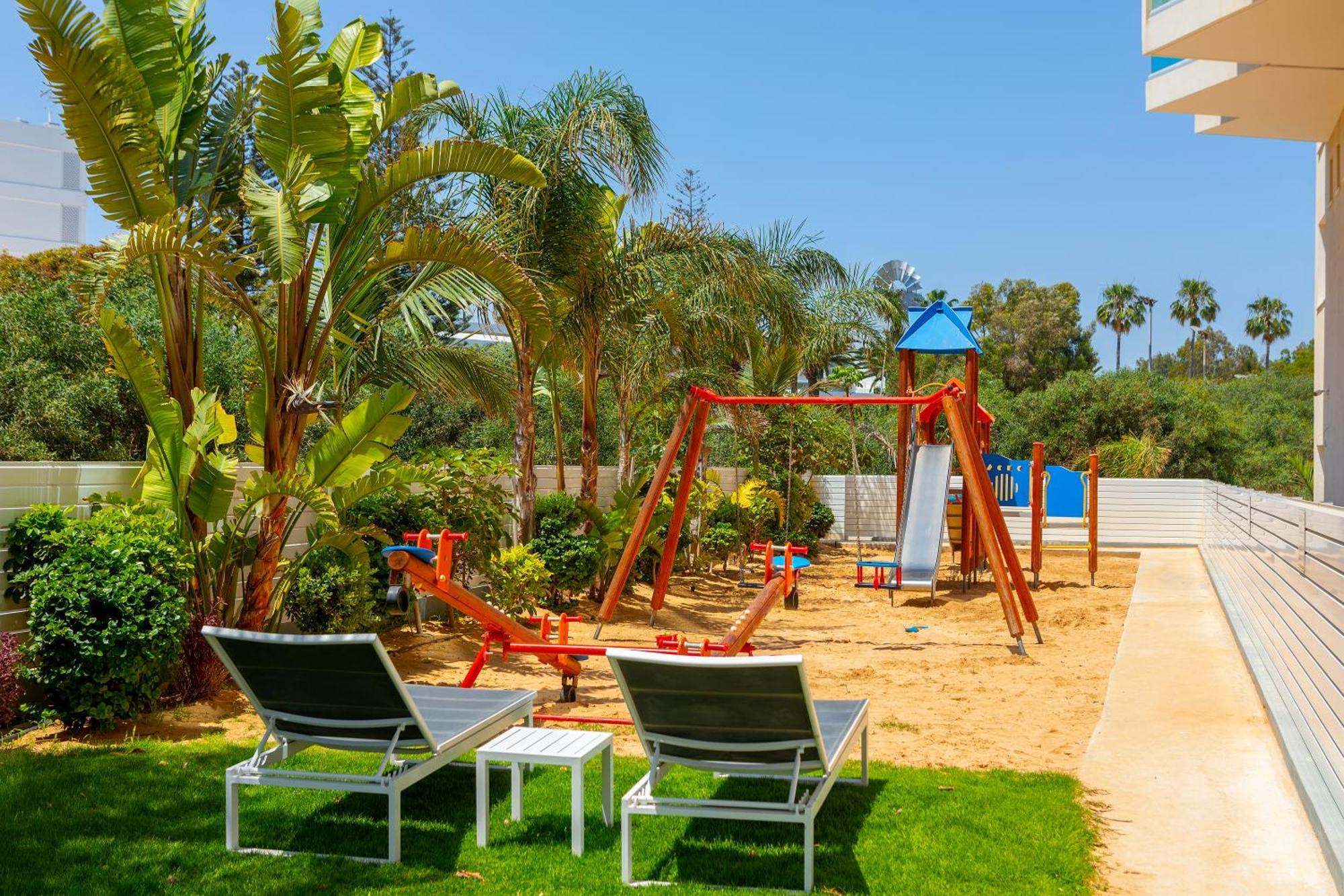 Hotel Nissiblu 5*