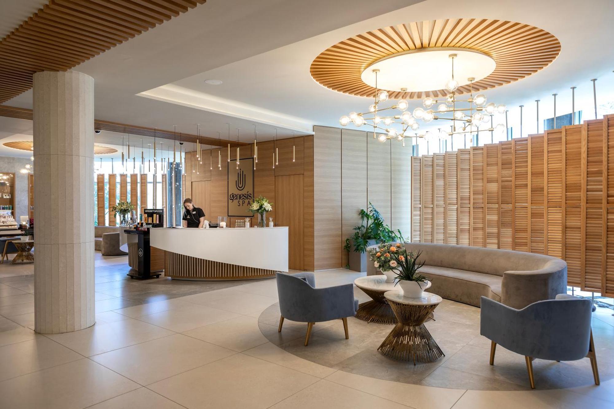 Hotel Nissiblu 5*