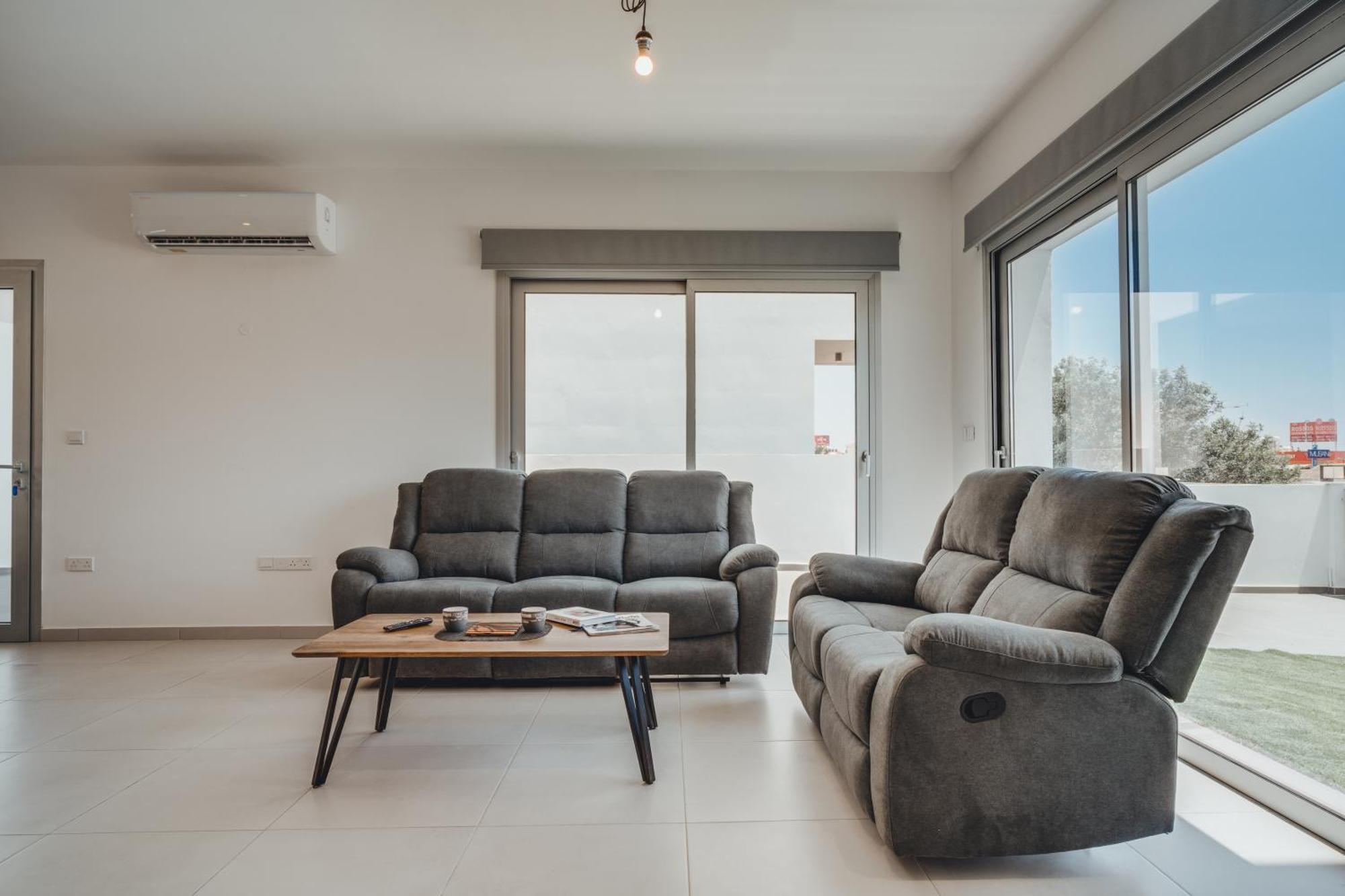 In Style In Modern 3 Bedroom Near Nissi & Square * Ayia Napa