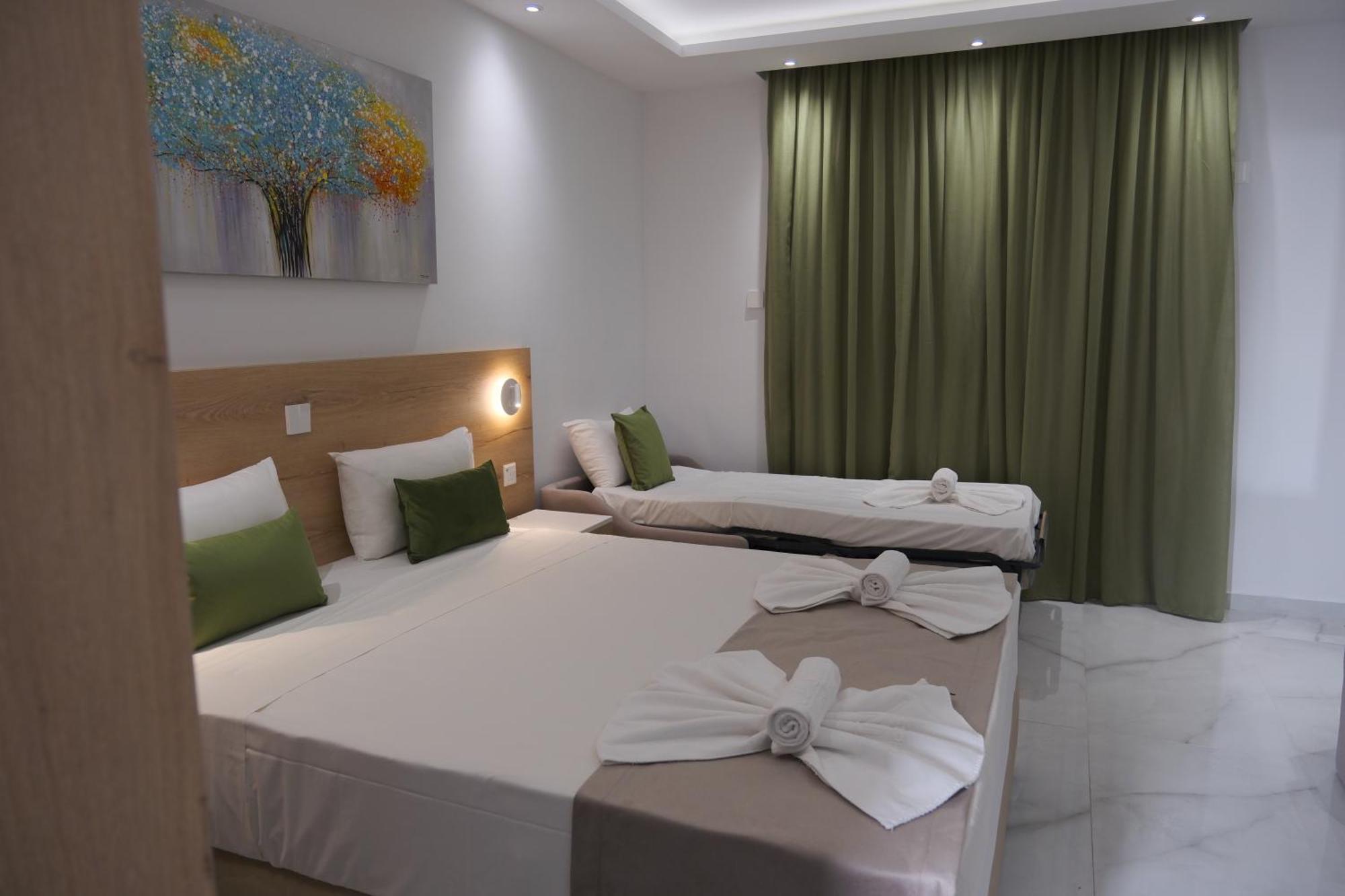 Aparthotel Loutsiana Deluxe Apts 3*
